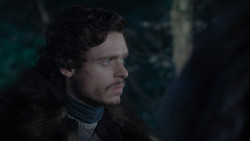 extant_GameOfThrones_1x02-TheKingsroad_3781