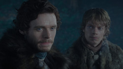 extant_GameOfThrones_1x02-TheKingsroad_3802