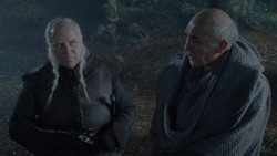 extant_GameOfThrones_1x02-TheKingsroad_3811