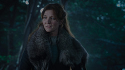 extant_GameOfThrones_1x02-TheKingsroad_3838