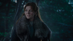 extant_GameOfThrones_1x02-TheKingsroad_3839