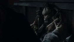 extant_GameOfThrones_1x02-TheKingsroad_3937