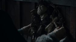 extant_GameOfThrones_1x02-TheKingsroad_3941