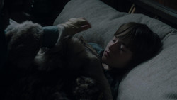extant_GameOfThrones_1x02-TheKingsroad_3958