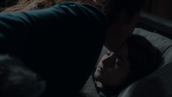 extant_GameOfThrones_1x02-TheKingsroad_3983