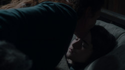 extant_GameOfThrones_1x02-TheKingsroad_3984