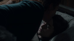 extant_GameOfThrones_1x02-TheKingsroad_3987