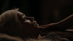 extant_GameOfThrones_1x02-TheKingsroad_4023
