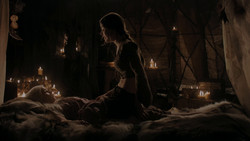 extant_GameOfThrones_1x02-TheKingsroad_4033