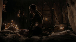 extant_GameOfThrones_1x02-TheKingsroad_4036