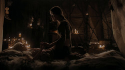 extant_GameOfThrones_1x02-TheKingsroad_4038