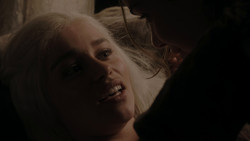 extant_GameOfThrones_1x02-TheKingsroad_4091