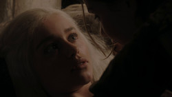 extant_GameOfThrones_1x02-TheKingsroad_4101