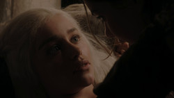 extant_GameOfThrones_1x02-TheKingsroad_4103
