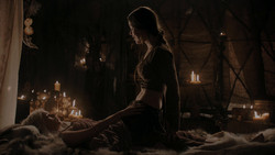 extant_GameOfThrones_1x02-TheKingsroad_4142