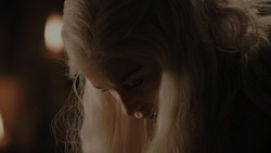 extant_GameOfThrones_1x02-TheKingsroad_4177