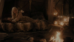extant_GameOfThrones_1x02-TheKingsroad_4259