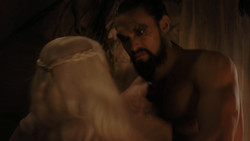 extant_GameOfThrones_1x02-TheKingsroad_4286