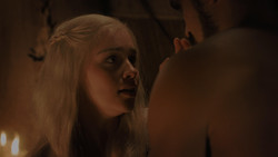 extant_GameOfThrones_1x02-TheKingsroad_4320