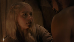 extant_GameOfThrones_1x02-TheKingsroad_4327