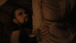 extant_GameOfThrones_1x02-TheKingsroad_4373