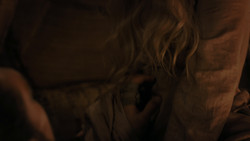 extant_GameOfThrones_1x02-TheKingsroad_4381