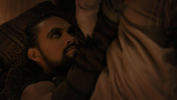 extant_GameOfThrones_1x02-TheKingsroad_4396