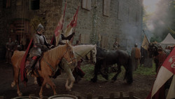 extant_GameOfThrones_1x02-TheKingsroad_4464