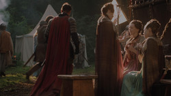 extant_GameOfThrones_1x02-TheKingsroad_4482