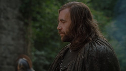 extant_GameOfThrones_1x02-TheKingsroad_4561