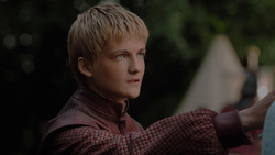 extant_GameOfThrones_1x02-TheKingsroad_4590