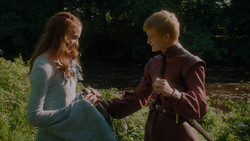 extant_GameOfThrones_1x02-TheKingsroad_4682