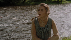 extant_GameOfThrones_1x02-TheKingsroad_4726