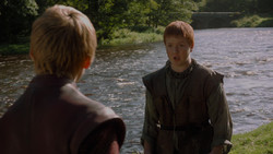 extant_GameOfThrones_1x02-TheKingsroad_4766