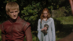 extant_GameOfThrones_1x02-TheKingsroad_4772
