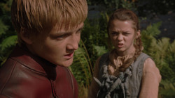 extant_GameOfThrones_1x02-TheKingsroad_4802