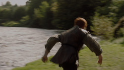 extant_GameOfThrones_1x02-TheKingsroad_4834