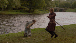 extant_GameOfThrones_1x02-TheKingsroad_4836