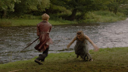 extant_GameOfThrones_1x02-TheKingsroad_4841
