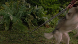 extant_GameOfThrones_1x02-TheKingsroad_4853