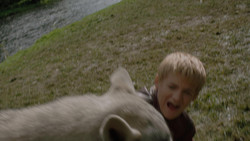extant_GameOfThrones_1x02-TheKingsroad_4858
