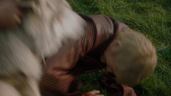 extant_GameOfThrones_1x02-TheKingsroad_4864