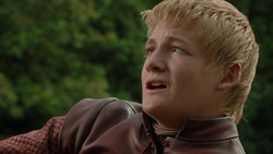 extant_GameOfThrones_1x02-TheKingsroad_4877