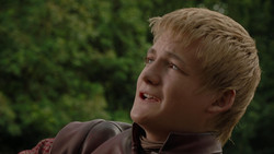 extant_GameOfThrones_1x02-TheKingsroad_4882