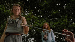 extant_GameOfThrones_1x02-TheKingsroad_4885