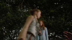 extant_GameOfThrones_1x02-TheKingsroad_4896
