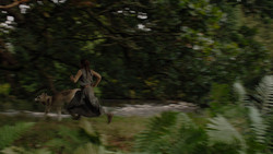 extant_GameOfThrones_1x02-TheKingsroad_4916