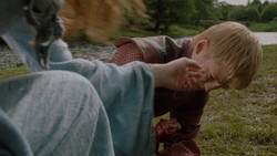 extant_GameOfThrones_1x02-TheKingsroad_4932