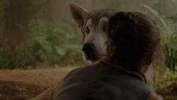 extant_GameOfThrones_1x02-TheKingsroad_4958