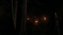 extant_GameOfThrones_1x02-TheKingsroad_5060